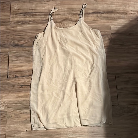 Elegant Cream Embellished Women's dress - Picture 5 of 5